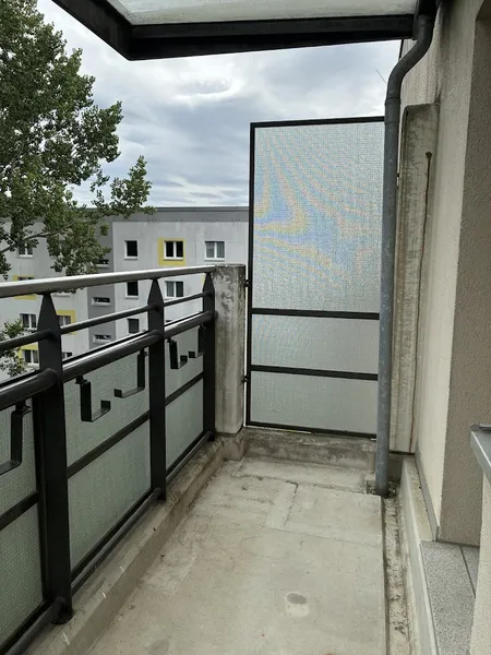 Kummerower Ring 77,  4.OG, LI — photo 1